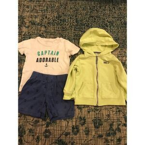 Carter’s baby boys  size 24m Hoodie Shirt Short Lot of 3 pcs